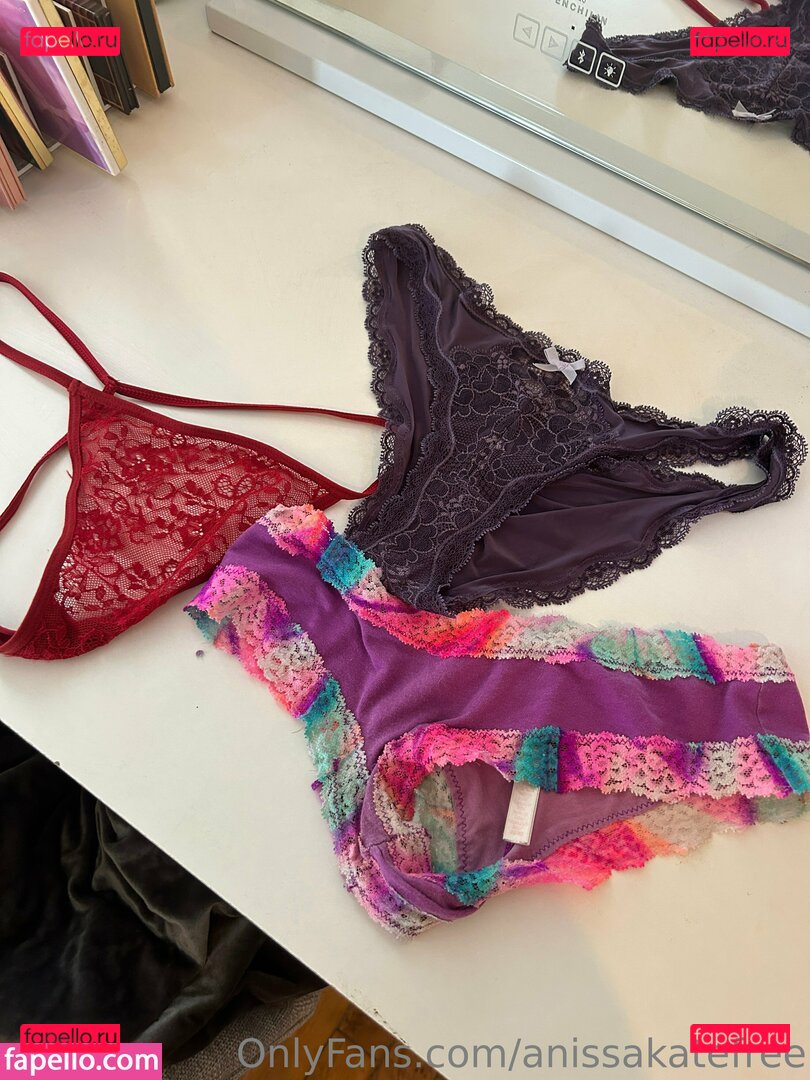 anissakatefree / anissakateoff Onlyfans Photo Gallery 