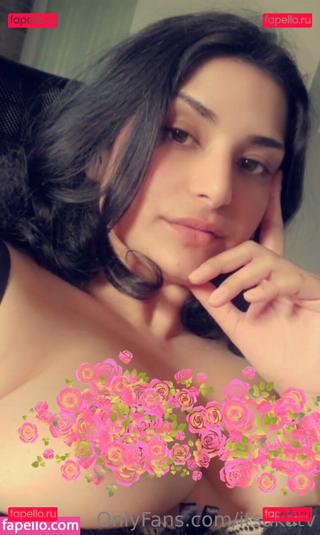 itsakatv Onlyfans Photo Gallery 