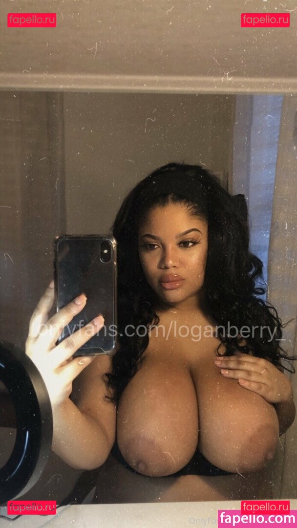 logan.berry_ Nude Onlyfans Photo 9