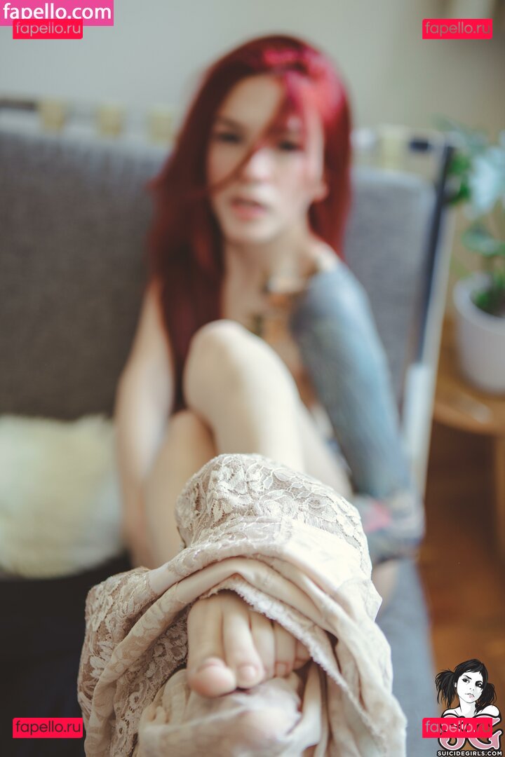 Carmillavls / Cvrmillv / Mille Onlyfans Photo Gallery 