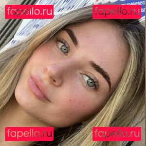 ellieanderphd / ellieanderson Onlyfans Photo Gallery 