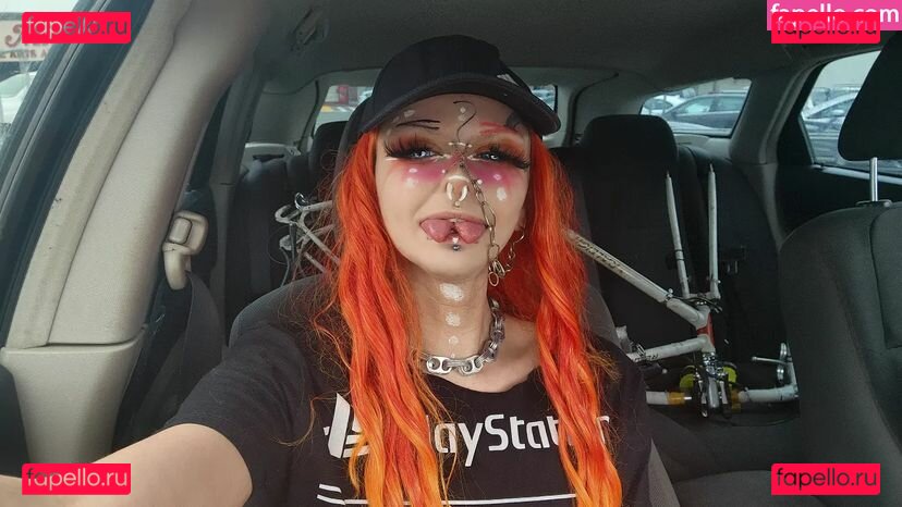 Sky Burrito / burritoirl / https: / skyburrito Onlyfans Photo Gallery 