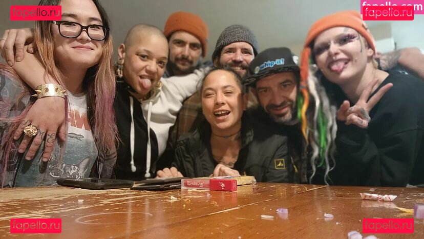 Sky Burrito / burritoirl / https: / skyburrito Onlyfans Photo Gallery 