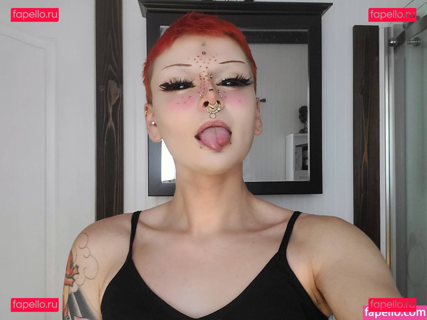 Sky Burrito / burritoirl / https: / skyburrito Onlyfans Photo Gallery 