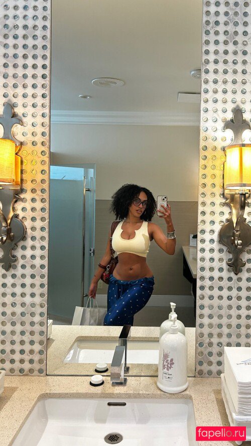 Aaliyeezy Nude Onlyfans Photo 48
