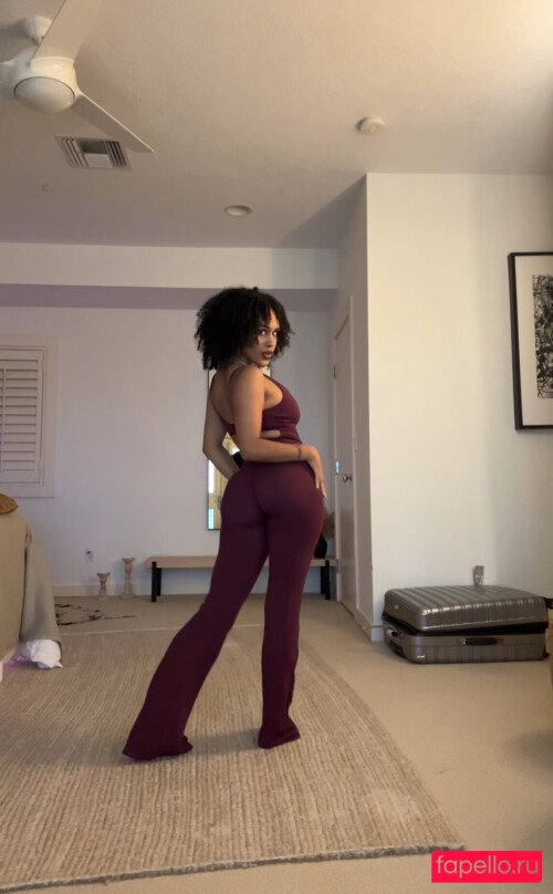 Aaliyeezy Nude Onlyfans Photo 35