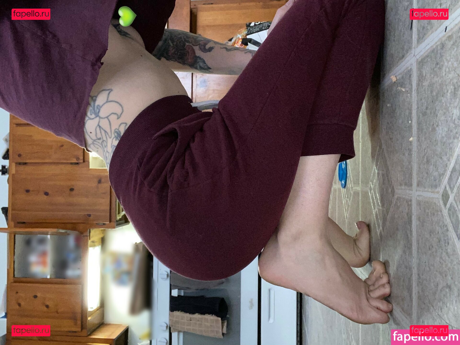 Mamas_Feet_xo / mamasfeet_x / mamasmelons Onlyfans Photo Gallery 