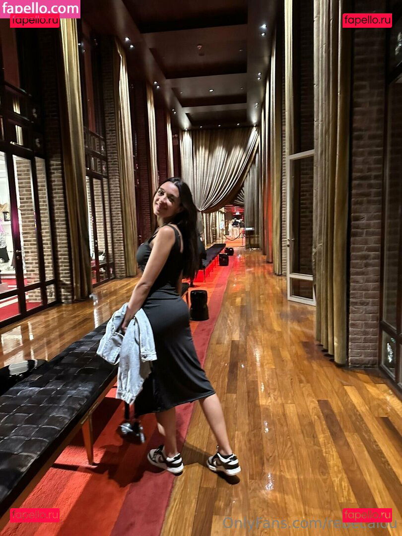 rebecalou Onlyfans Photo Gallery 