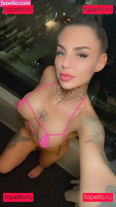 Kathalea Nude Onlyfans Photo 45