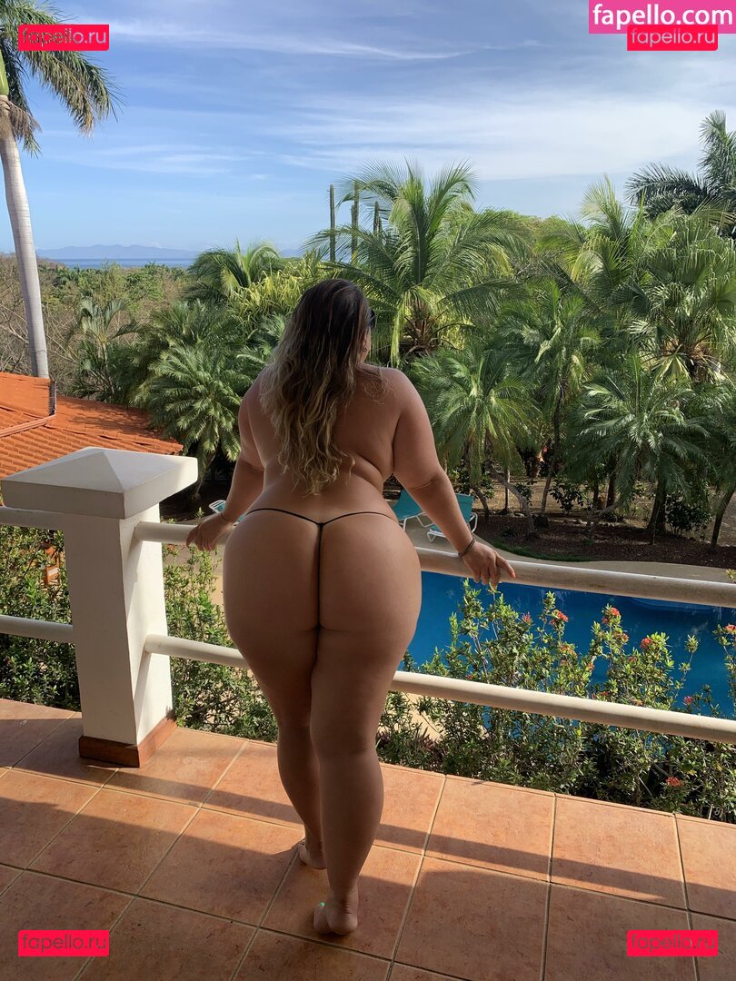 Ann Carvecson Nude Onlyfans Photo 32