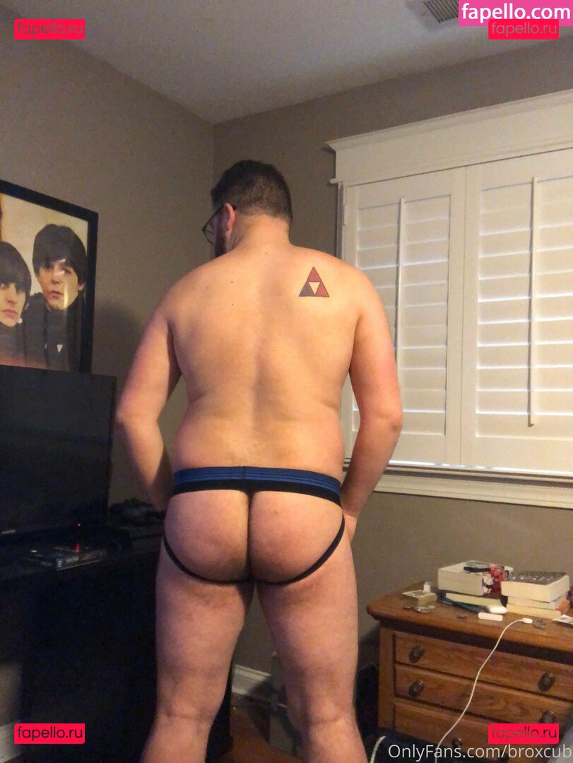 brox____ / broxcub Onlyfans Photo Gallery 