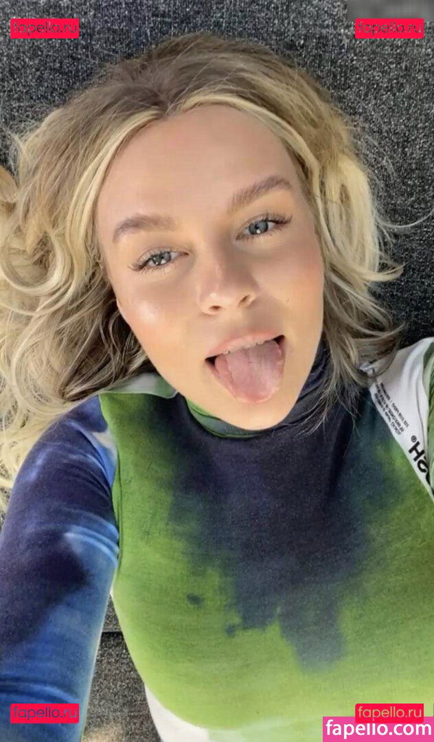 Dagi Bee / dagibee Onlyfans Photo Gallery 