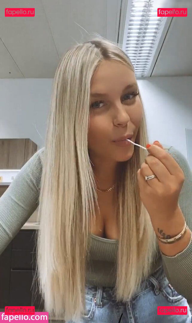 Dagi Bee / dagibee Onlyfans Photo Gallery 
