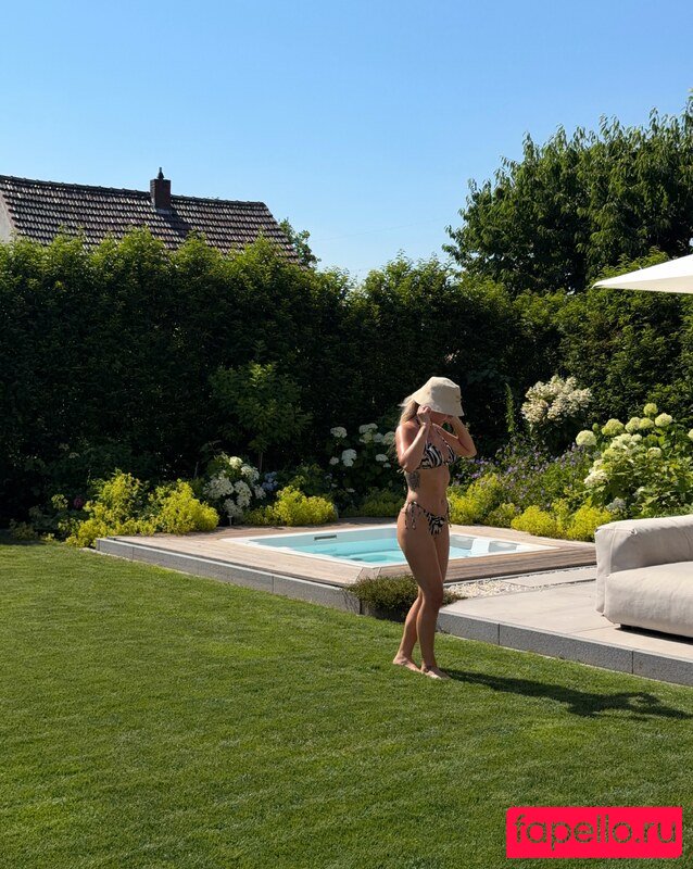 Dagi Bee Nude Onlyfans Photo 10