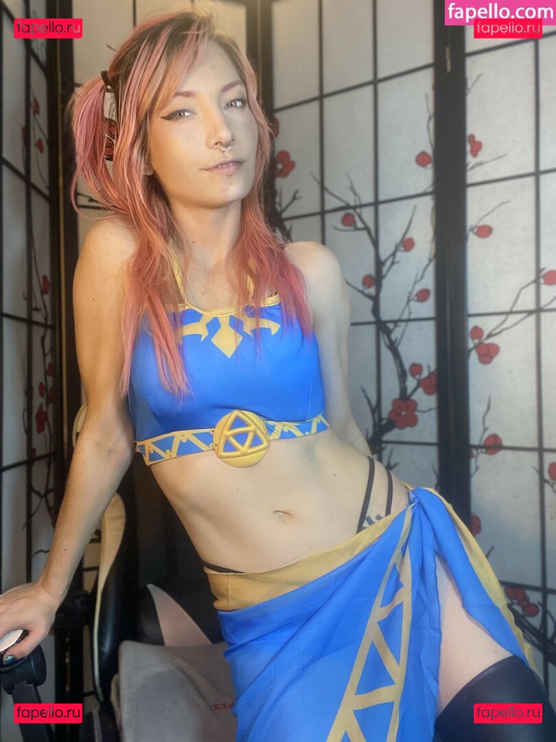 Riley Sinpai / Rileysinpai / raeliann Onlyfans Photo Gallery 