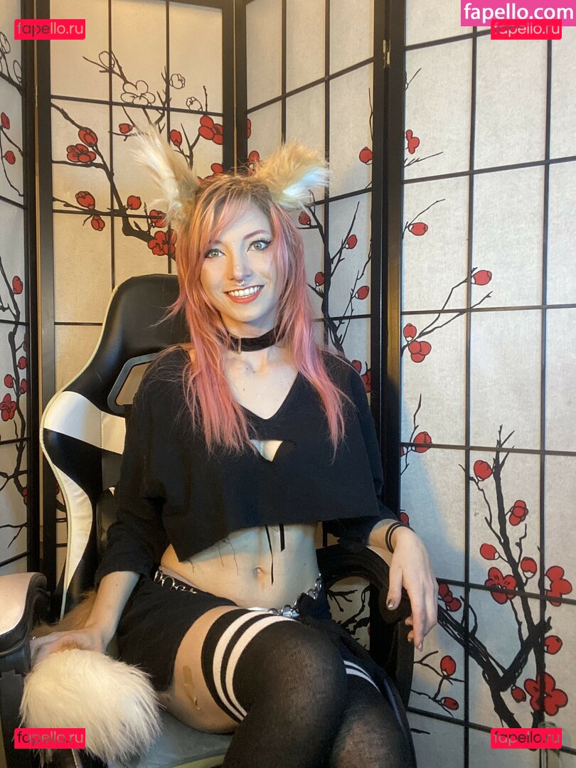 Riley Sinpai / Rileysinpai / raeliann Onlyfans Photo Gallery 