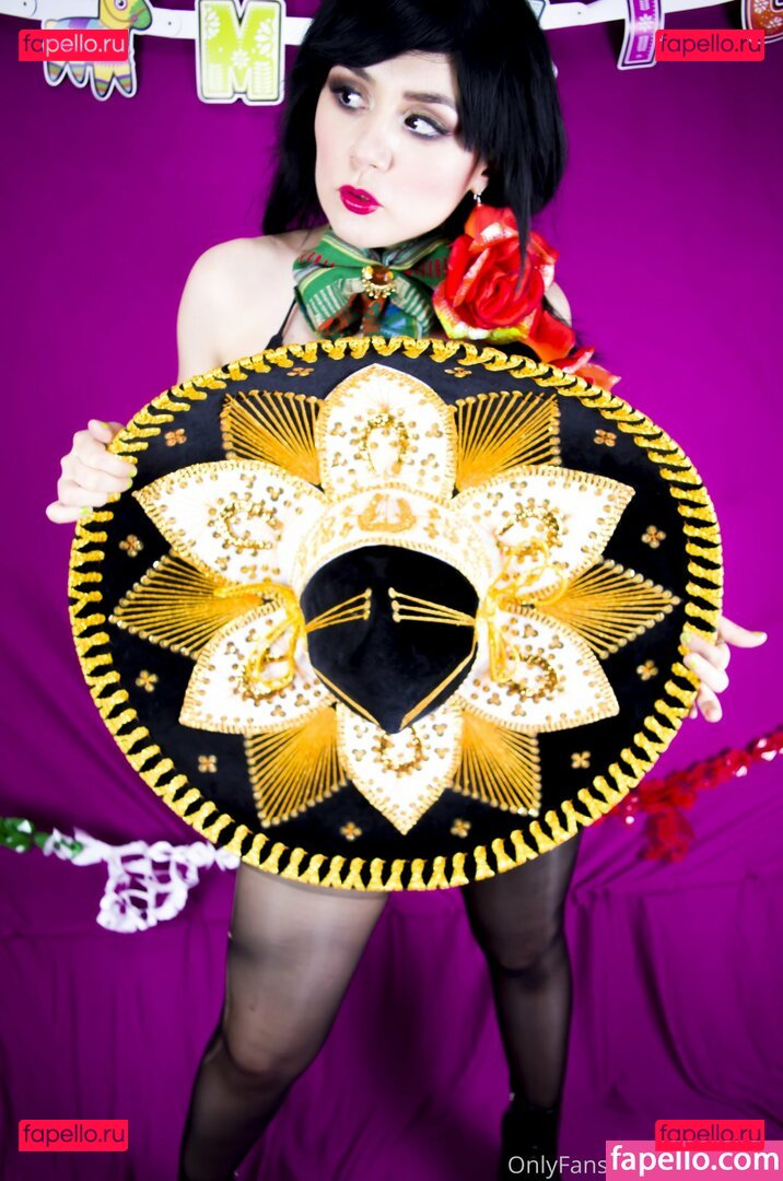 Nina Windy / ninawindy / ninawindycosplay Onlyfans Photo Gallery 