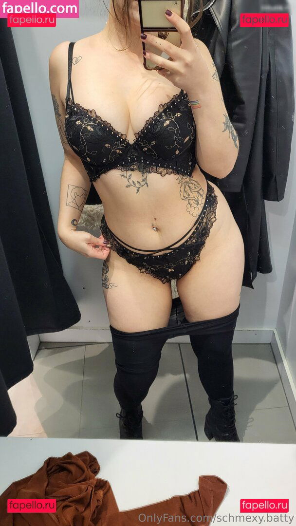 Cassie Batty / Cassie.Batty / LadyMariaNapier Onlyfans Photo Gallery 