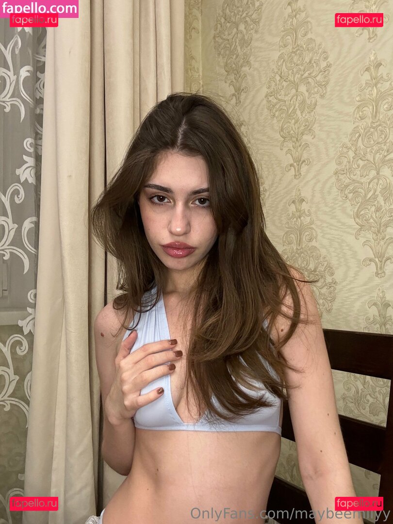 Maybeemilyy Nude Onlyfans Photo 6