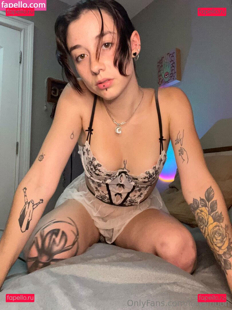 Lunamoon / lunamoonmccall Onlyfans Photo Gallery 