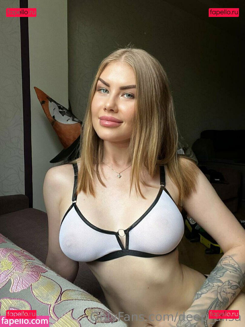 lara_love_love / vikini.swimwear / vikini_bikini Onlyfans Photo Gallery 