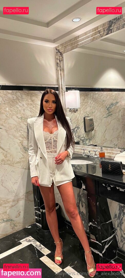 lavie_alexandra Nude Onlyfans Photo 10