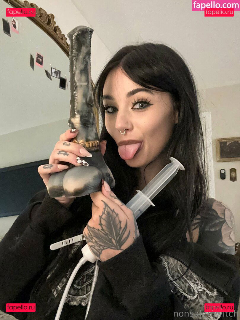 Claire Estabrook / Lilmoonbbyy / Nonsalemwitch / Plurrrkittyy Onlyfans Photo Gallery 