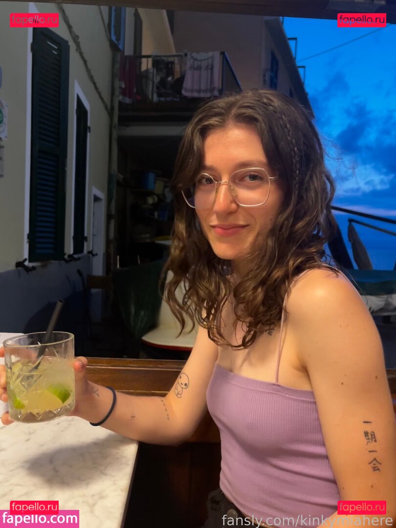 kinkymiahere / kinkywhitegirl / wowmiami_ Onlyfans Photo Gallery 