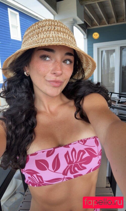 Elena Arenas Nude Onlyfans Photo 26