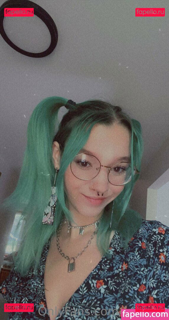 hentaifaye / missfayfaye Onlyfans Photo Gallery 