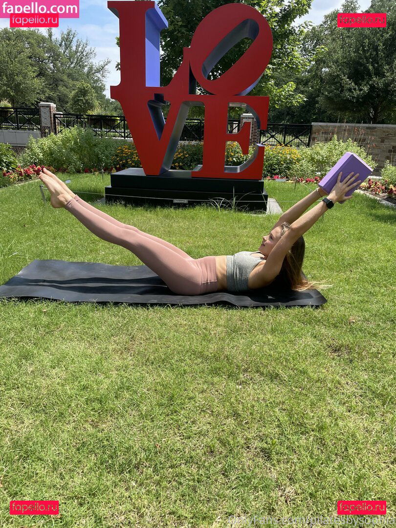 flowwithsky / skyflowartist Onlyfans Photo Gallery 