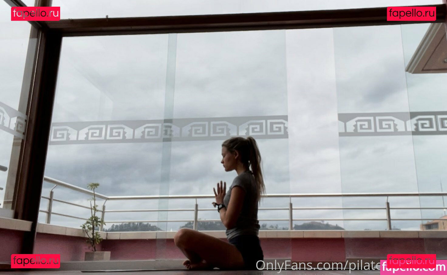 flowwithsky / skyflowartist Onlyfans Photo Gallery 