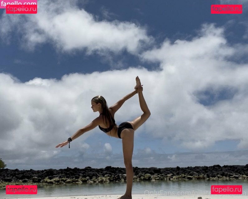 flowwithsky / skyflowartist Onlyfans Photo Gallery 