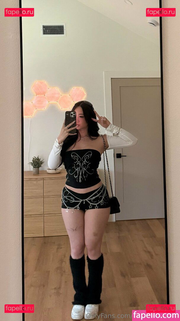 Nimkgyugen / nimkguyen Onlyfans Photo Gallery 