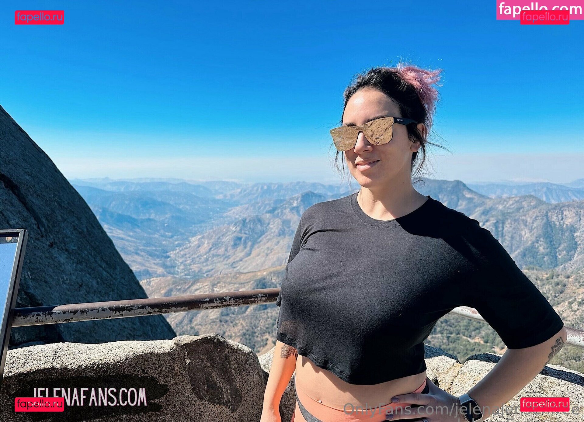 jelenajensenfree / officialjelenaj_ Onlyfans Photo Gallery 