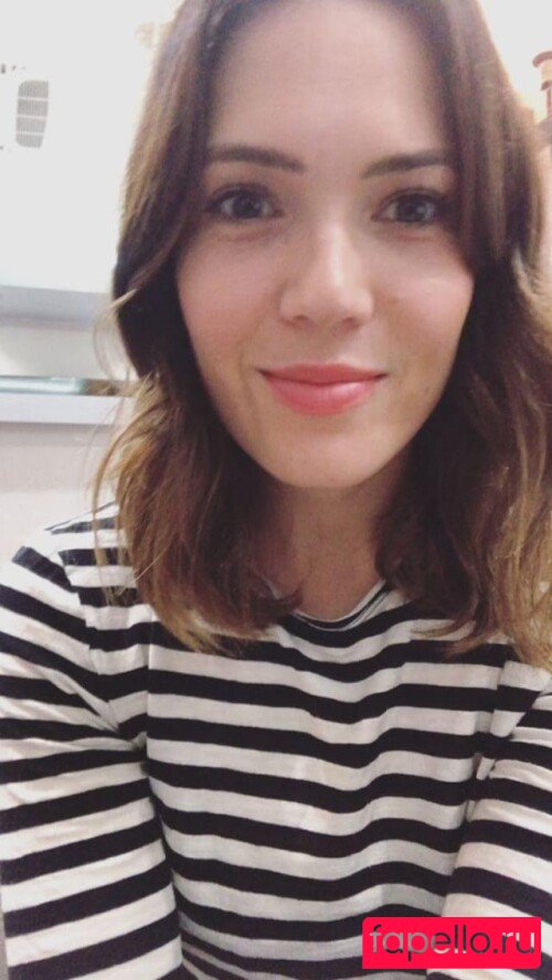 Mandy Moore Nude Onlyfans Photo 21