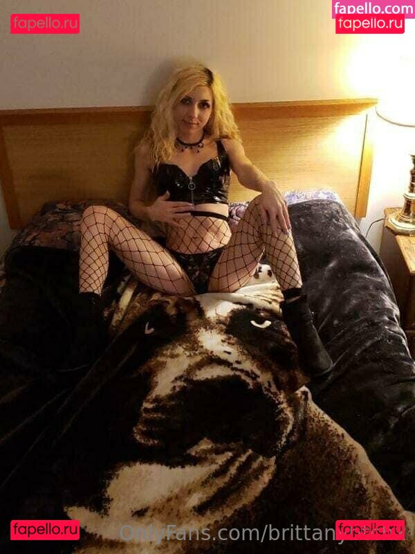 brittalinehan / brittanybtchx Onlyfans Photo Gallery 