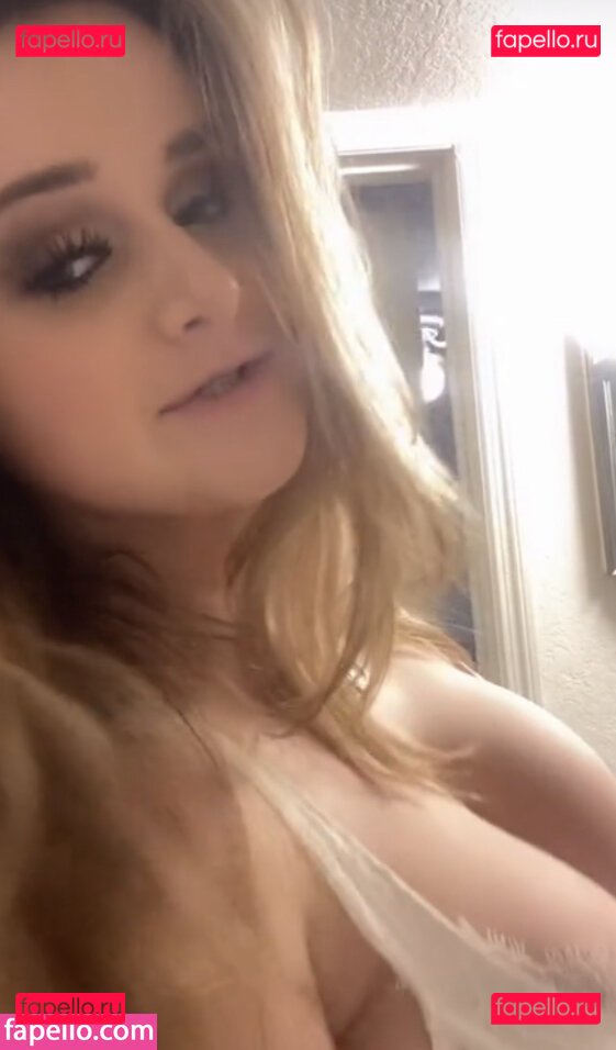 Abby J Nude Onlyfans Photo 10