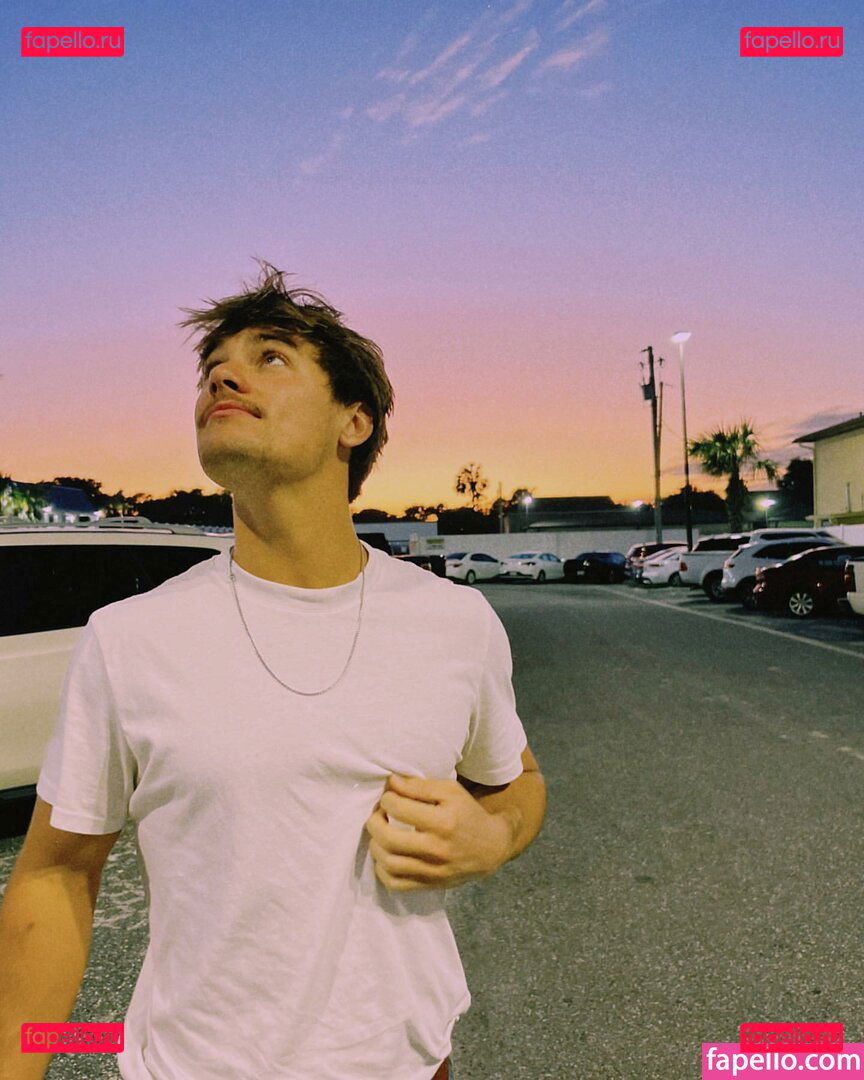 Grace / darlingrl / darlingrll / piscesxcherry Onlyfans Photo Gallery 