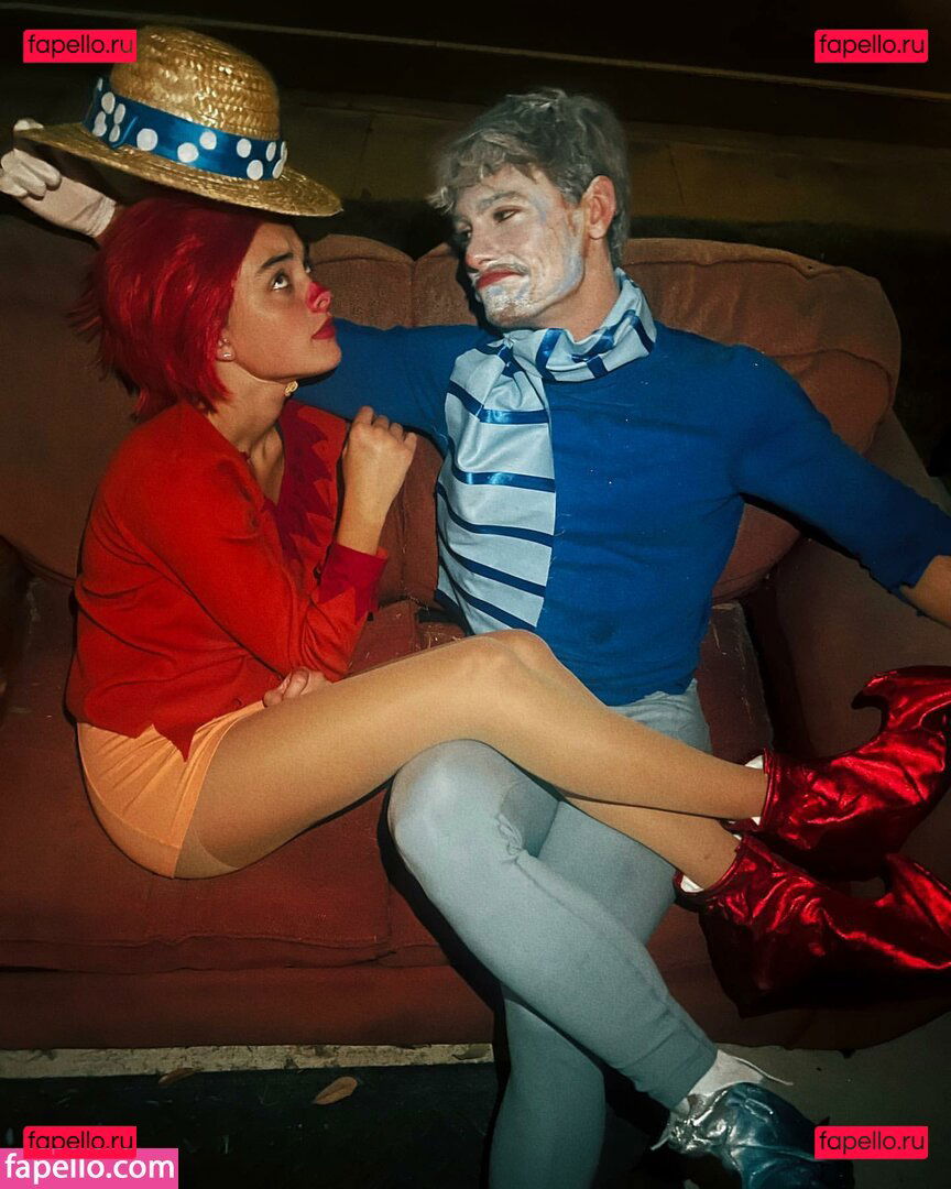 Grace / darlingrl / darlingrll / piscesxcherry Onlyfans Photo Gallery 