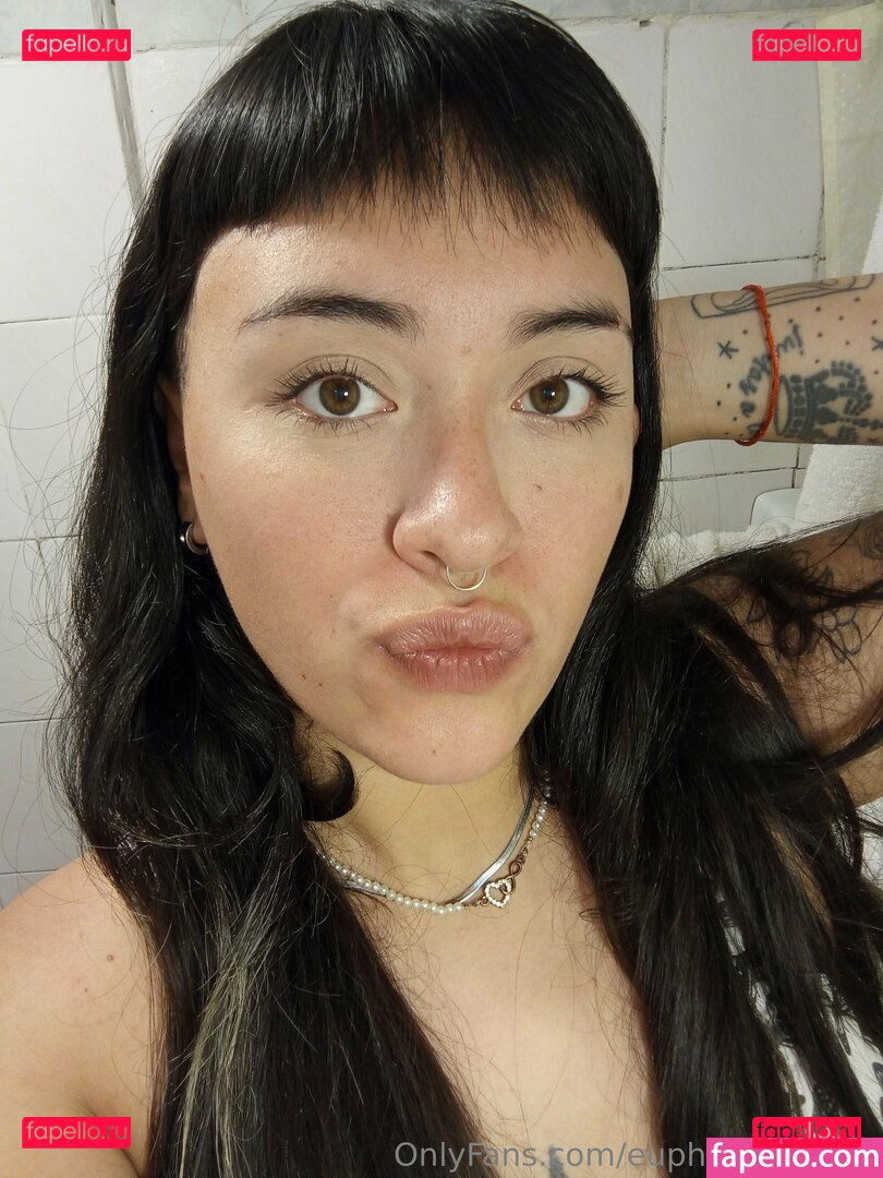 euphoriagirl444 / italiangirl_444 Onlyfans Photo Gallery 