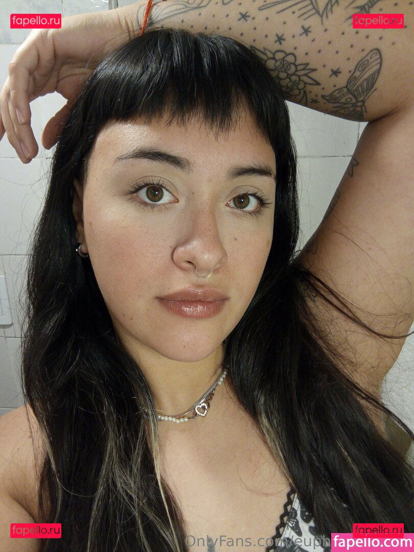 euphoriagirl444 / italiangirl_444 Onlyfans Photo Gallery 