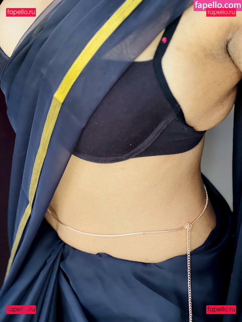 thepalkkarichick / thepeachick Onlyfans Photo Gallery 