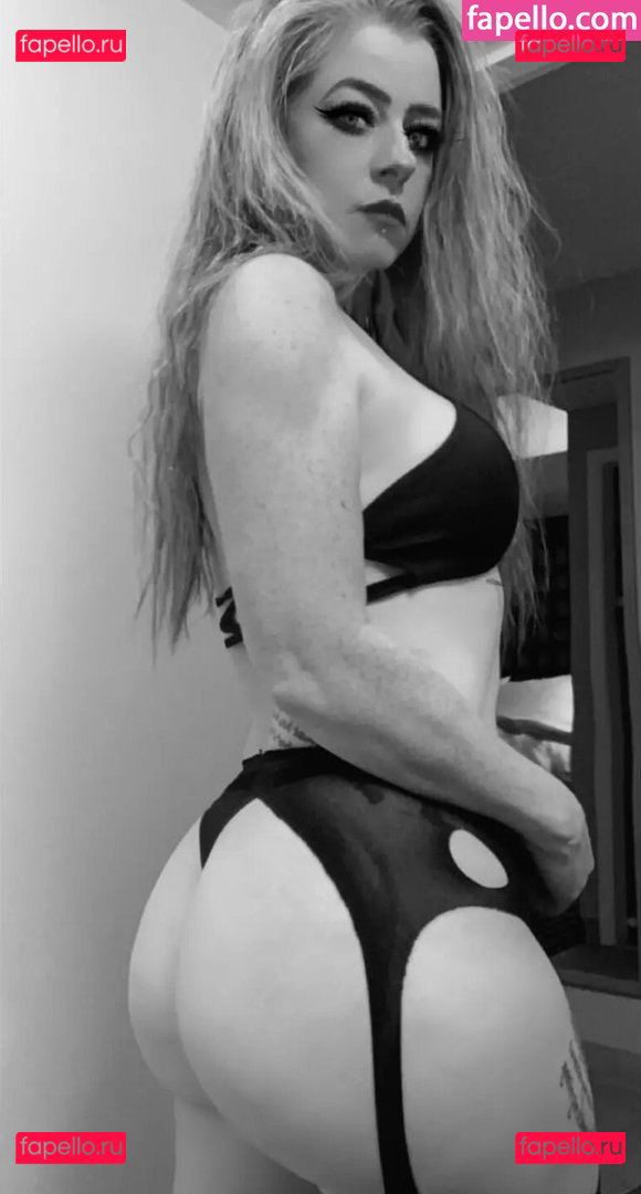 Rhyan Star / eyeofrstar / rhyanstar Onlyfans Photo Gallery 