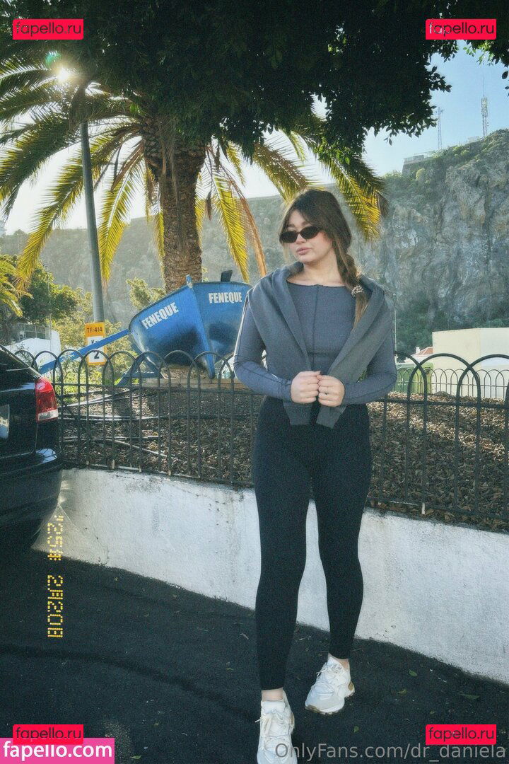 dr_daniela Onlyfans Photo Gallery 