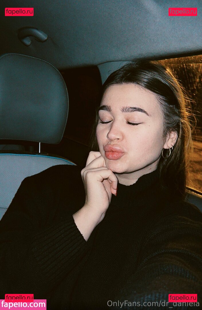 dr_daniela Onlyfans Photo Gallery 