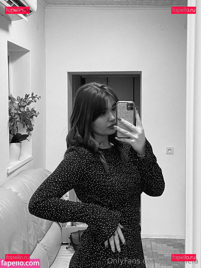 dr_daniela Onlyfans Photo Gallery 