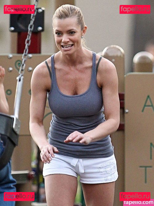 Jaime Pressly / https: / jaimepressly / theJaimePressly Onlyfans Photo Gallery 