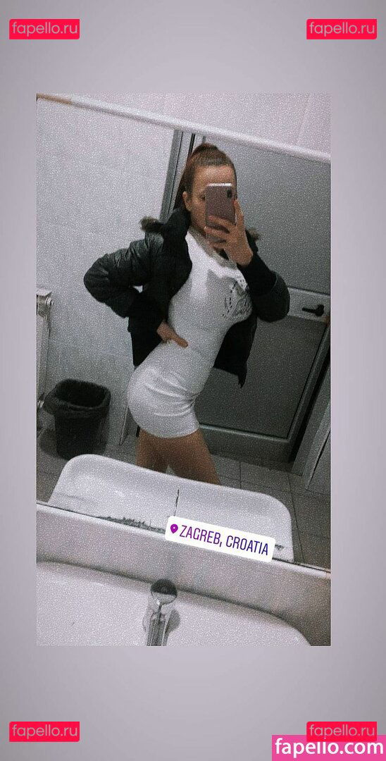 suzana_zvonar1 / suzizvonar Onlyfans Photo Gallery 