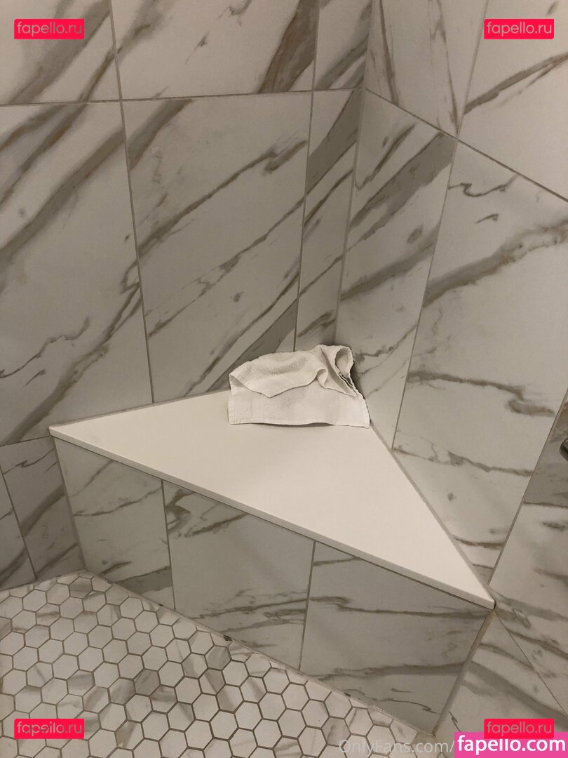 lilmizthickems / lilthickeems Onlyfans Photo Gallery 